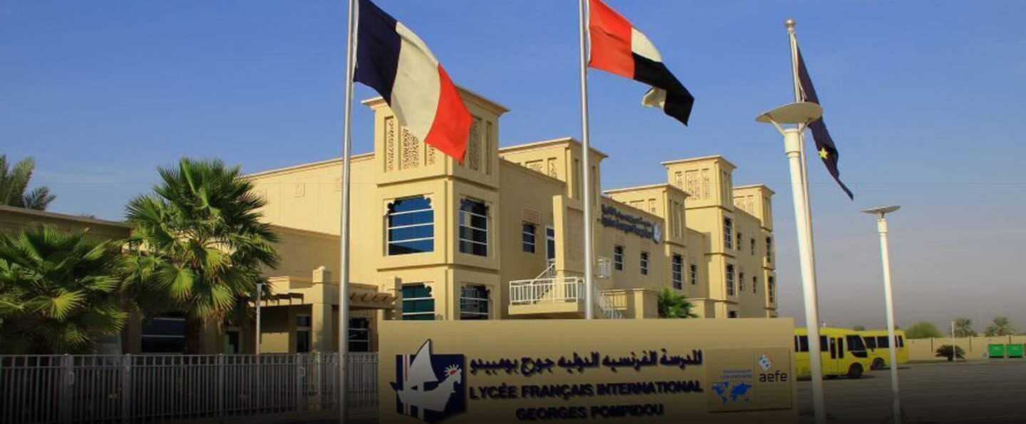 Lycee_Francais_International_Georges_Pompidou_Cover_20_03_f3a2af2510_987d8b6e48_b3d9685e92